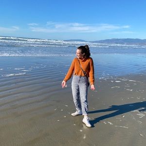 Meet your Posher, Maggie